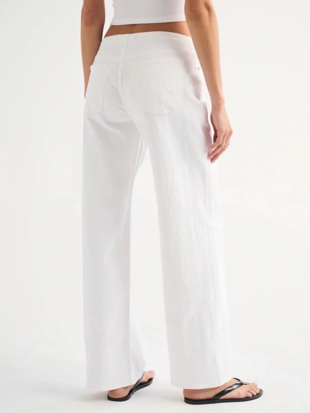Abercrombie Linen-Blend Low Rise Ultra Loose Drawstring Jean